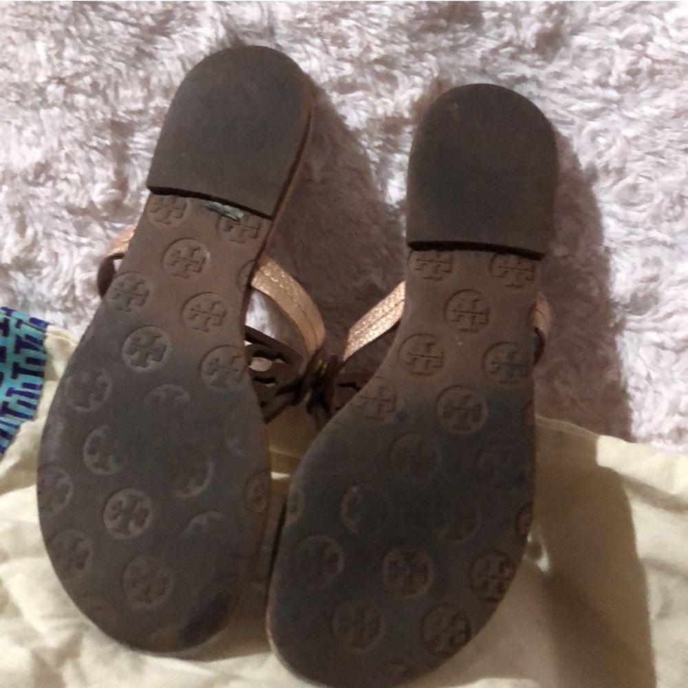 Tory Burch rose gold sandals women's size 7 - Picture 6 of 7